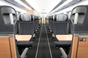 Das neue ICE-Innendesign (Foto: Deutsche Bahn AG, Oliver Lang) - Deutsche Bahn: ICE-Jungfernfahrt in neuem Design – Fernverkehr mit frischer Optik
