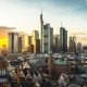 Finanzdistrikt in Frankfurt am Main (Foto: Freepik, wirestock) - Banken in Deutschland: Lage in der Übersicht - Konsolidierung trotz guter Geschäfte