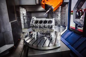 CNC-Fräsmaschine für die Metallbearbeitung (Foto: freepik, Andrey Armyagov) - Deutschlands Maschinenbauer meiden China und scheuen Investitionen
